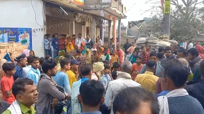 विवाहिता की हत्या की आशंका, परिजन घर से फरार