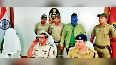 Rourkela News: साइबर ठगी के अंतरराष्ट्रीय गिरोह का सदस्य गिरफ्तार, कई देशों की मुद्रा, क्रेडिट व डेविट कार्ड जब्त