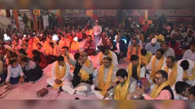 Bokaro News : मुझे अपने ही रंग में रंग ले मेरे यार सांवरे…भजन पर झूमे श्रद्धालु