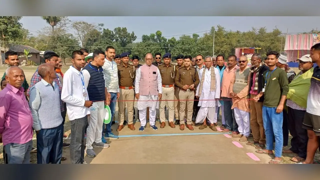 टूर्नामेंट के उद्घाटन मैच में डगरूआ ने बंधन बैंक को छह विकेट से हराया