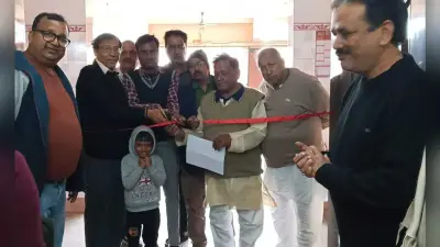 शिविर में बुजुर्गो का बनाया गया आयुष्मान कार्ड