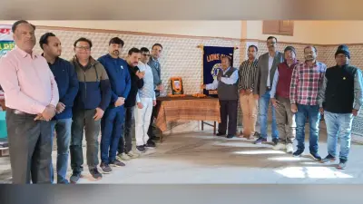 लायंस क्लब के सदस्यों ने डॉ मनमोहन सिंह को दी श्रद्धांजलि