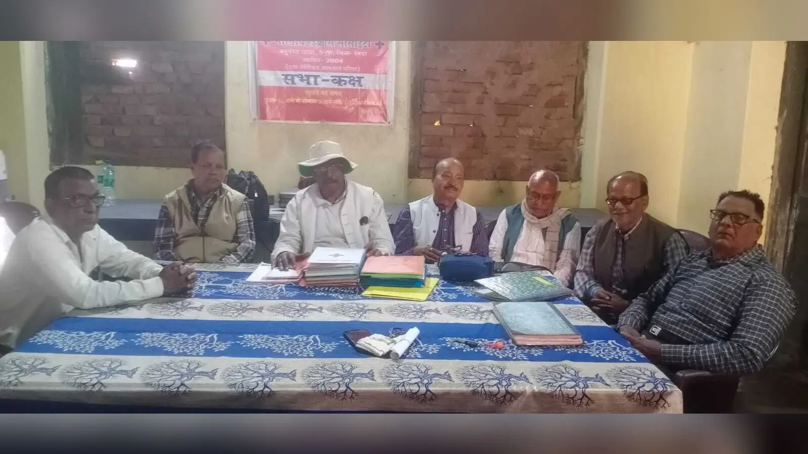 वरिष्ठ नागरिक क्लब की बैठक में समिति विस्तार का लिया निर्णय