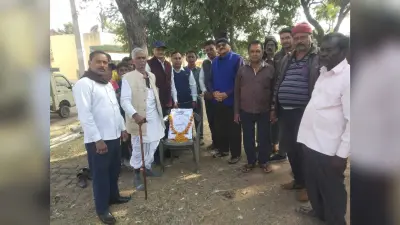 करौं में कांग्रेसियों ने पूर्व प्रधानमंत्री को किया नमन