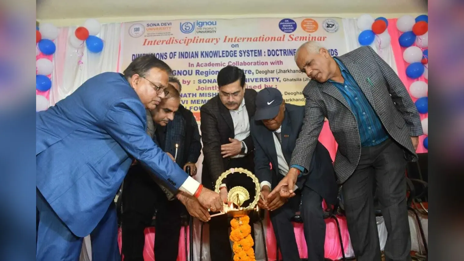 Deoghar News : भारतीय ज्ञान की परंपरा सर्वश्रेष्ठ, पूरे विश्व में है इसकी छाप