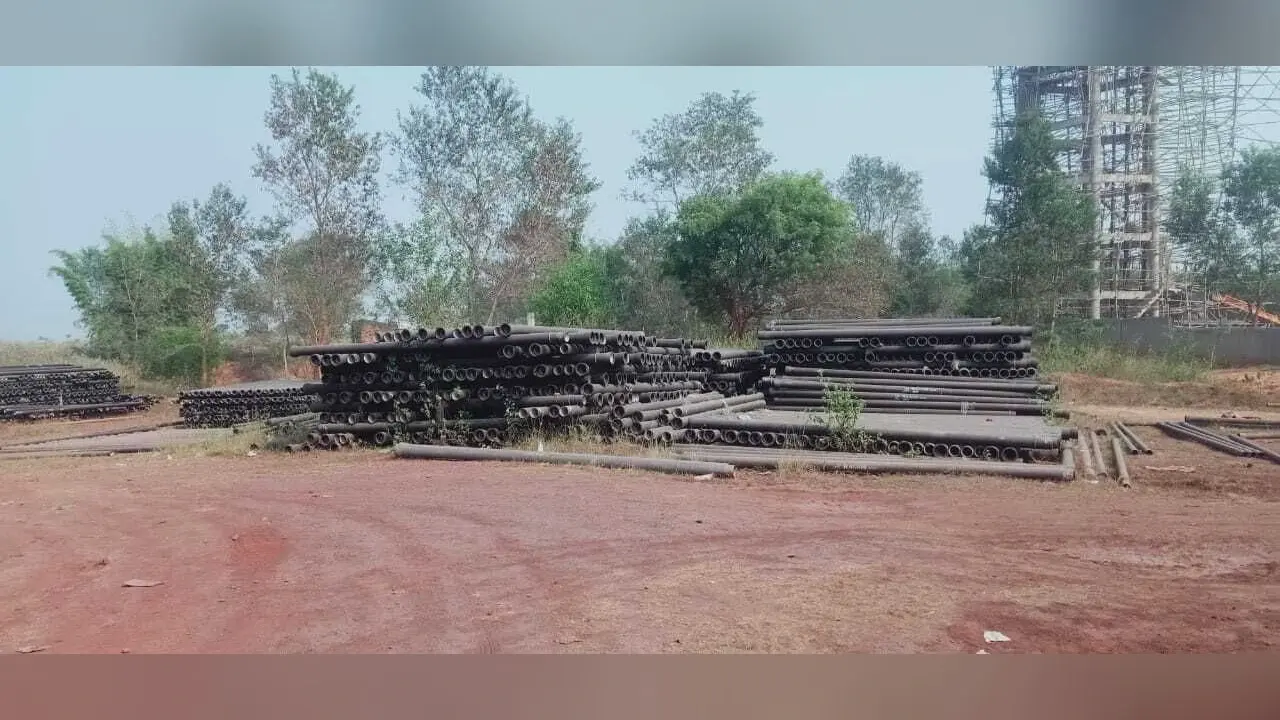 East Singhbhum News : ट्रक पर लदे 43 पीस पाइप जब्त, चालक हिरासत में