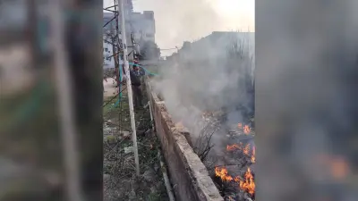 Darbhanga News: डीएमसीएच के आपातकालीन विभाग परिसर में लगी आग, मची अफरातफरी