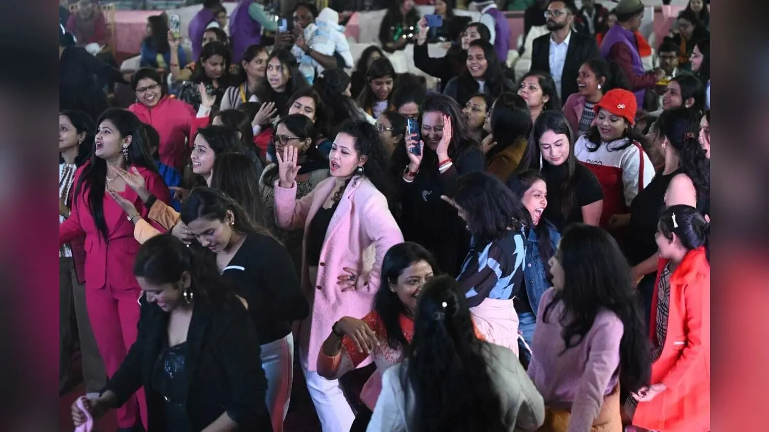 Bokaro News : नववर्ष का काउंट डाउन शुरू, जश्न में सभी डूबे