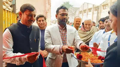 Gopalganj News : कोइनी में एसएफसी के गोदाम में दो लॉट चावल लेकर डीएम ने की शुरुआत