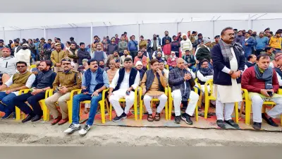 hajipur news. राजकीय सम्मान के साथ हुआ किशोर कुणाल का अंतिम संस्कार