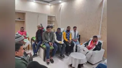 पार्टी की मजबूती व संगठन की योजनाओं को लेकर विधायक ने की चर्चा