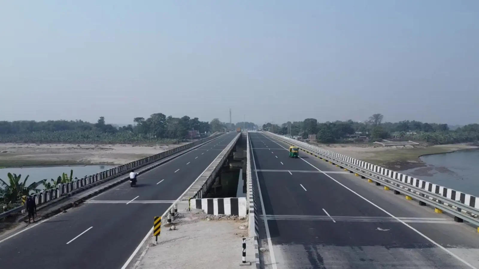 लीड सुखद : गलगलिया-अररिया फोरलेन पर आवागमन शुरू