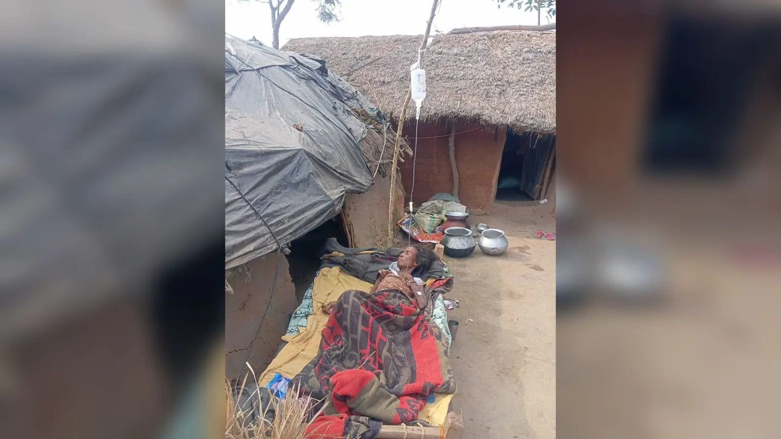 East Singhbhum : मुसाबनी के गायघाटा की चांदी सबर एक माह से खटिया पर