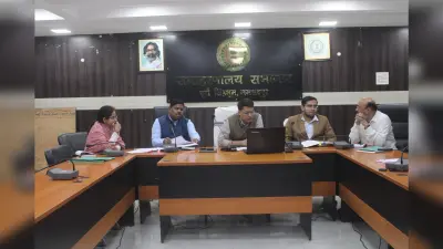 Jamshedpur News : अवैध खनन रोकें, जब्त बालू की समया पर करें नीलामी : डीसी
