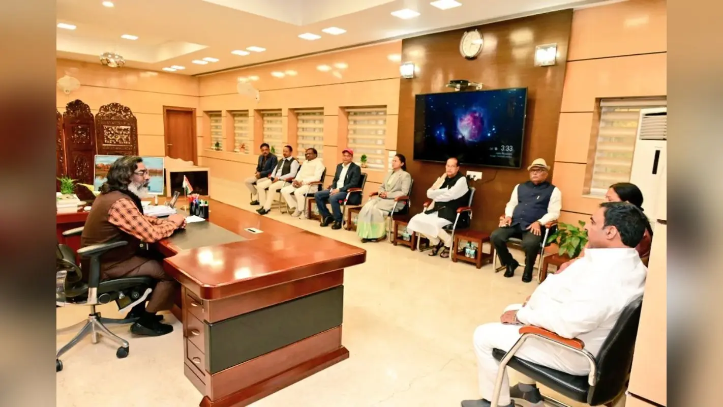 CM हेमंत सोरेन ने सभी मंत्रियों को दिया टास्क, सरकारी कर्मियों के प्रमोशन को लेकर क्या कहा ?