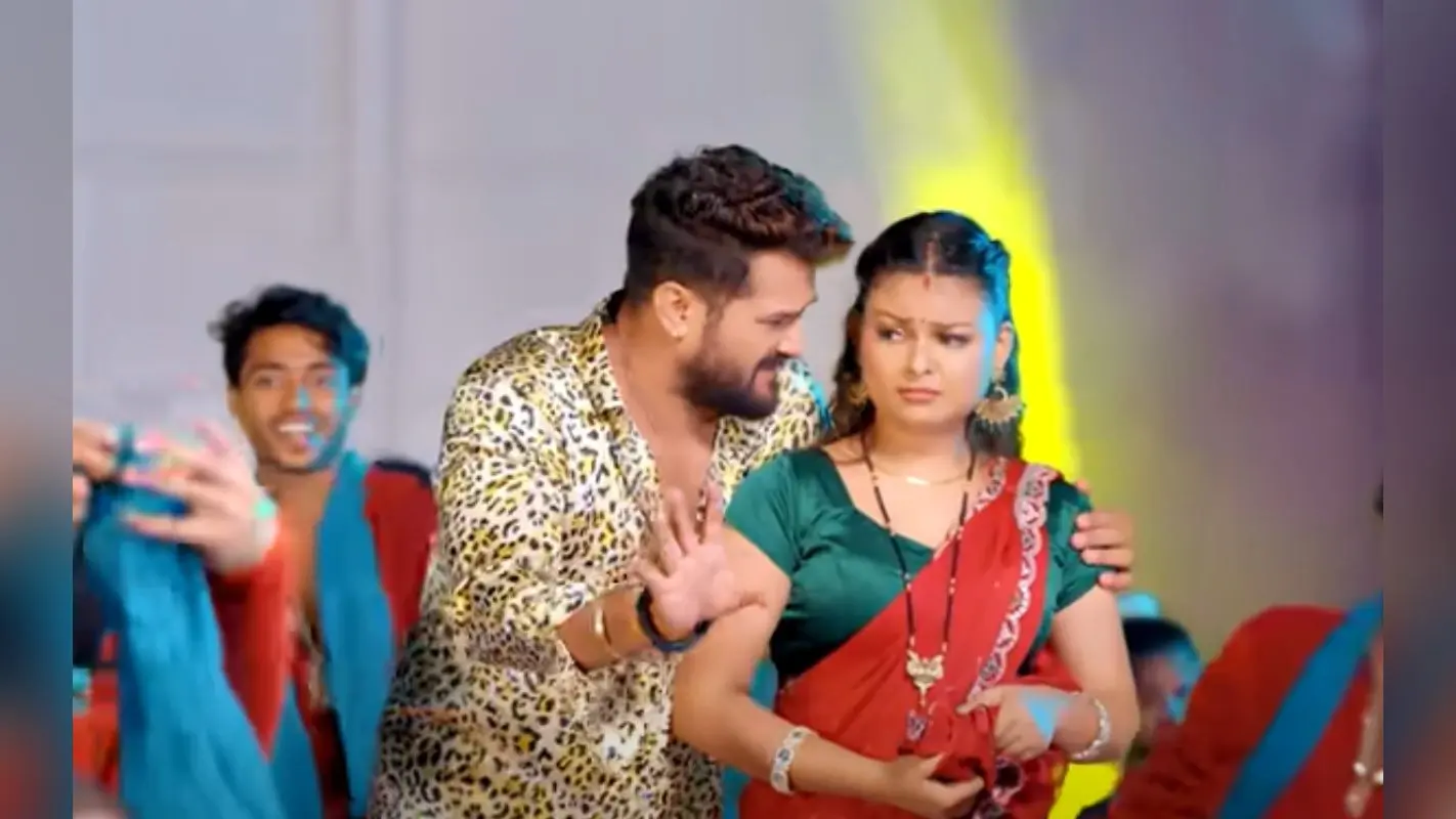 Bhojpuri New Song: भाभी को रोता देख खेसारी लाल हुए परेशान, ‘मारs तीया लाइन’ सॉन्ग हो रहा वायरल, VIDEO