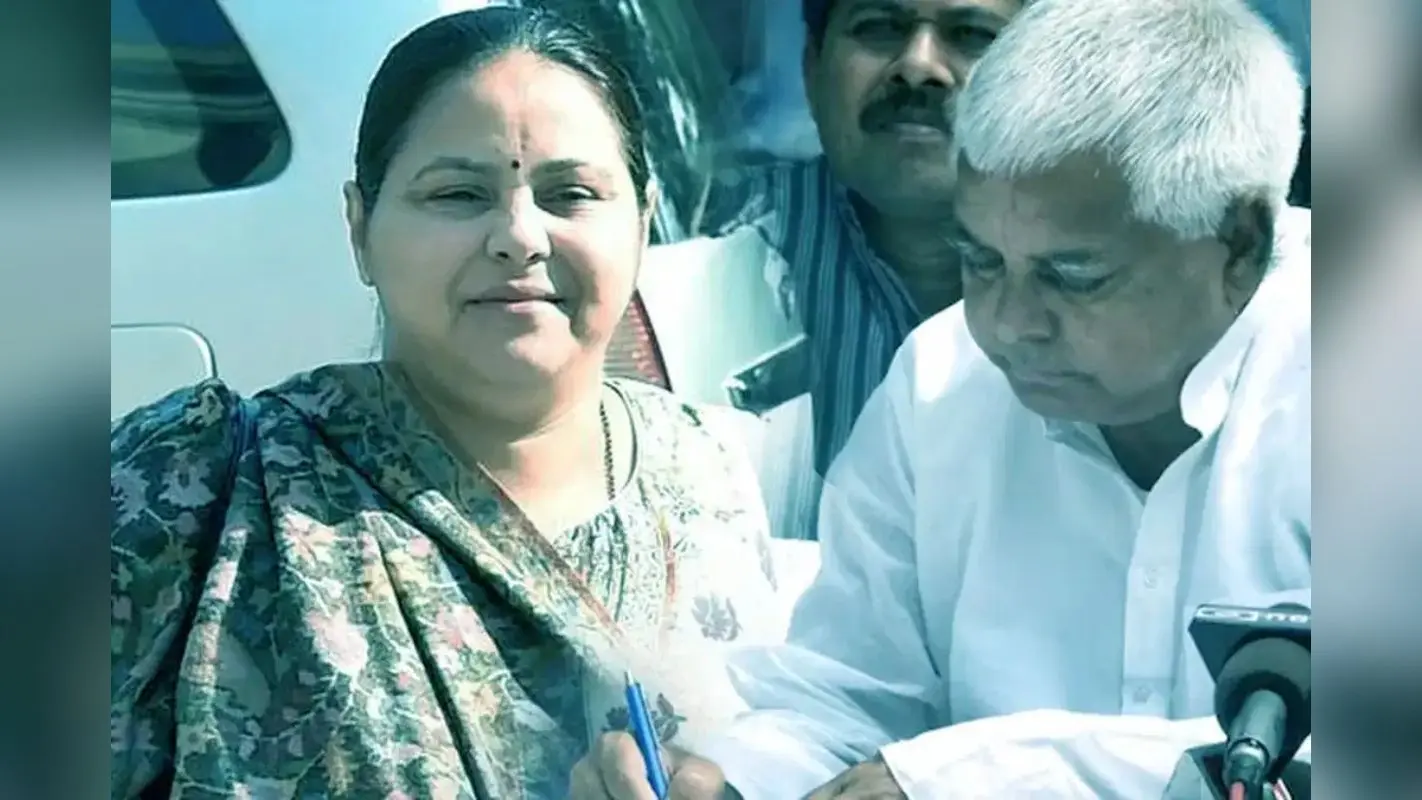 निर्मला सीतारमण ने कुरेदे लालू यादव के पुराने जख्म, बताया क्यों रखा था बेटी का नाम मीसा