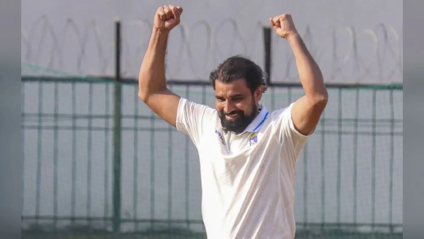 Mohammed Shami: बल्ले से शमी का तहलका, कर डाली चौके छक्के की बारिश, देखें वीडियो