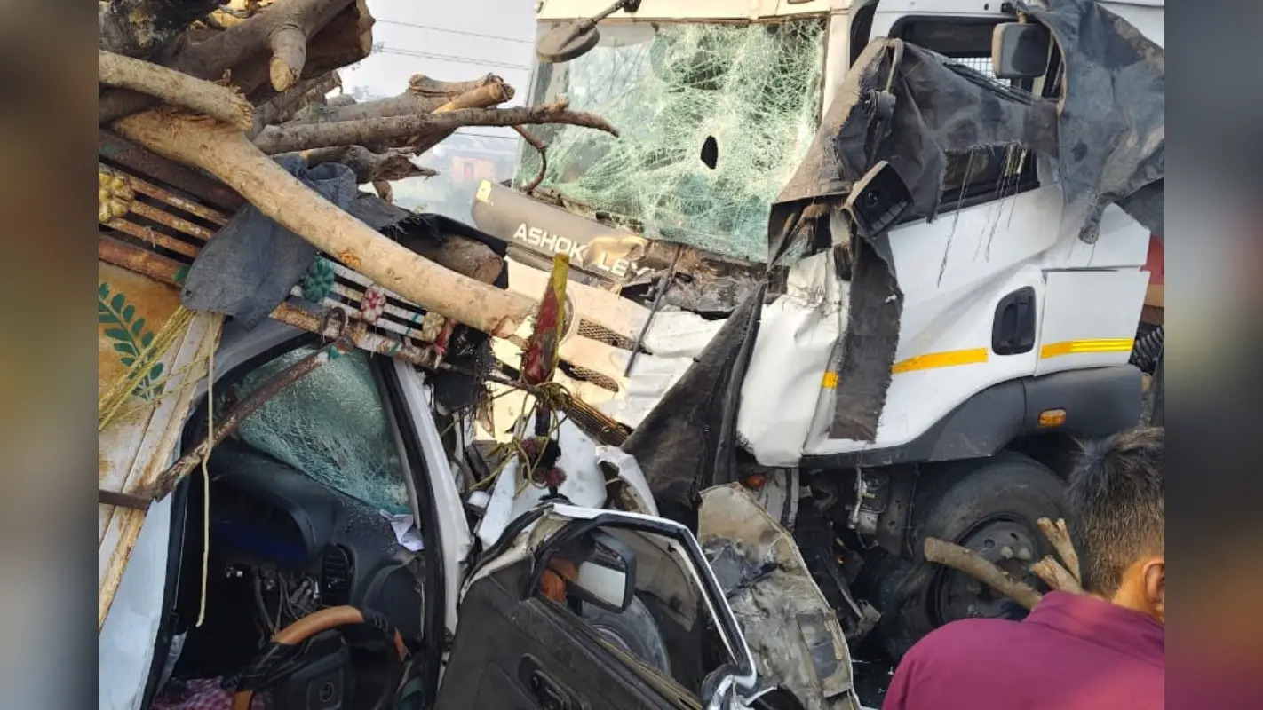 Accident In Muzaffarpur: सुबह-सुबह भीषण सड़क हादसा, ट्रक-पिकअप की टक्कर में एक की मौत