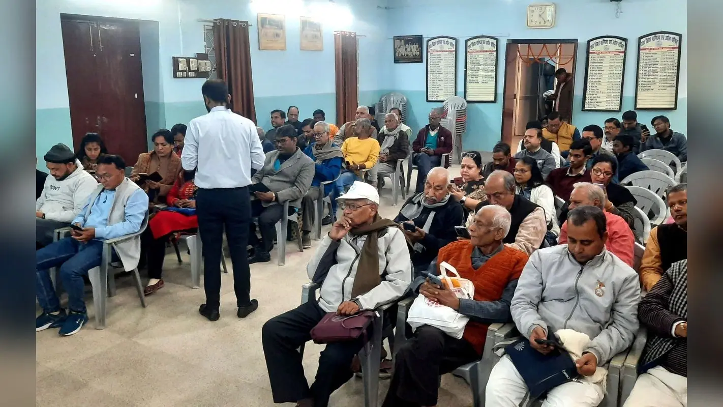 Muzaffarpur News: तेज रफ्तार कार ने राहगीर को रौंदा, मौके पर मौत, धू-धू कर जल उठी गाड़ी