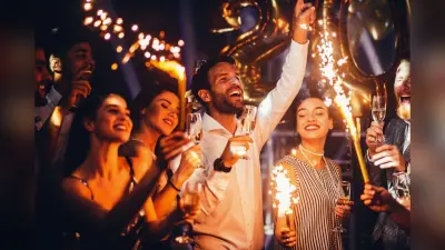 New year 2025: 14 बच्चे पहली बार अपने माता-पिता को बोलेंगे हैप्पी न्यू इयर