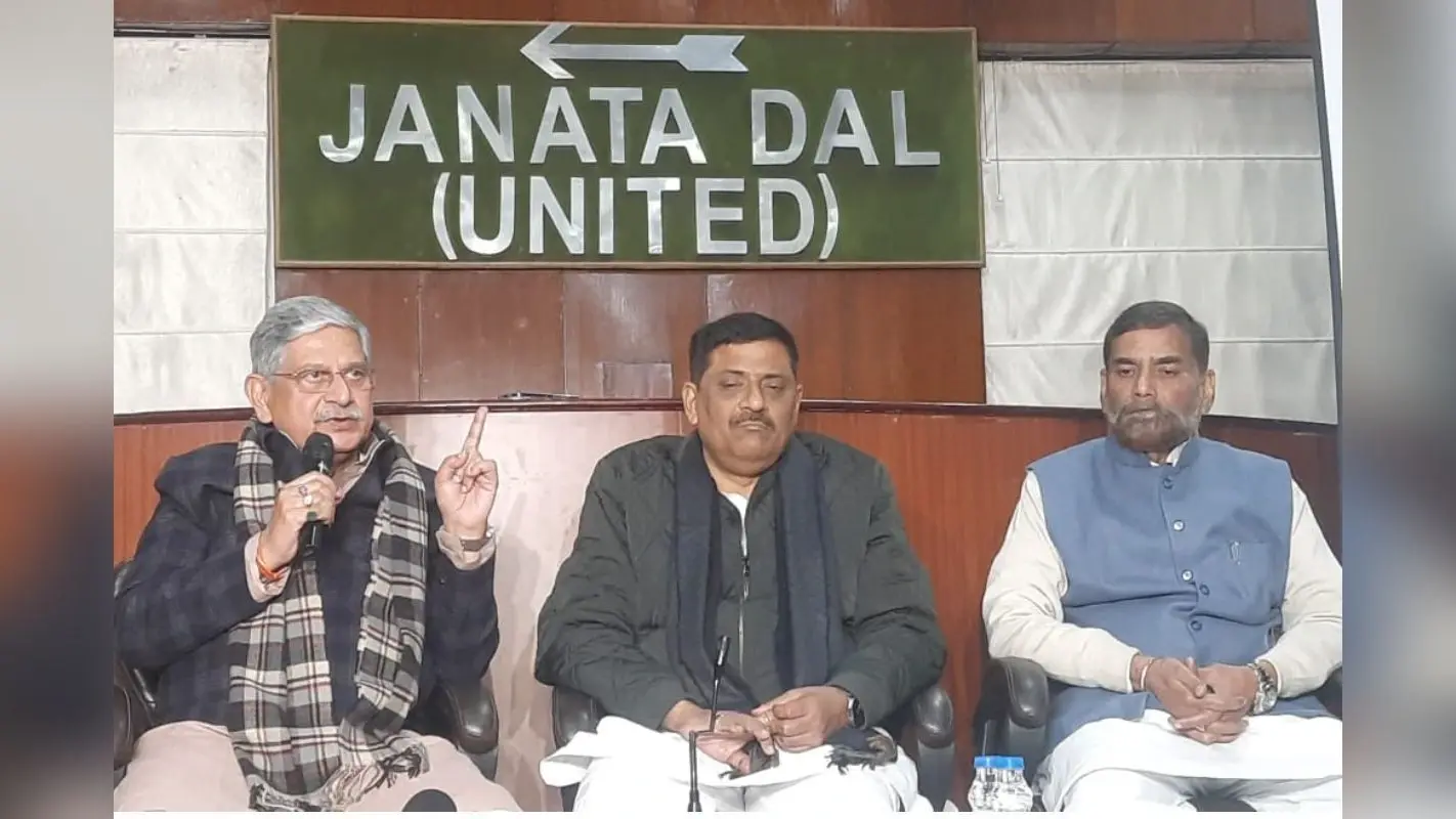 नीतीश की पार्टी JDU ने NDA के साथ दिल्ली चुनाव लड़ने का किया ऐलान, अरविंद केजरीवाल को बताया ‘ढोंगी’