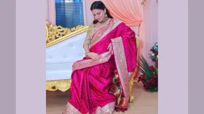 Shraddha Arya Inspired Baby Shower look: पिंक बनारसी साड़ी से लें इंस्पिरेशन