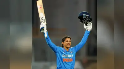IND vs AUS: स्मृति मंधाना का ऐतिहासिक शतक, लेकिन क्लीन स्वीप से हारा भारत