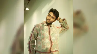 Sparsh Shrivastava: लापता लेडीज फेम एक्टर के हाथ लगी बड़ी फिल्म, जल्द तेलुगू इंडस्ट्री में करेंगे डेब्यू