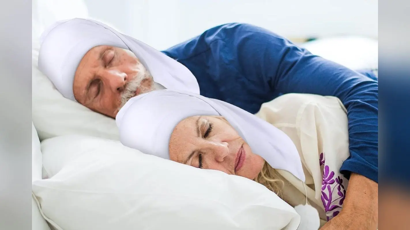 Winter Care Tips: सर्दियों में टोपी पहनकर सो रहें है तो हो जाएं सावधान, घेर लेंगी ये गंभीर बीमारियां