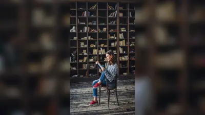 World Book And Copyright Day 2025 : किताबों से दोस्ती कर बढ़ाएं अपनी समझ का दायरा
