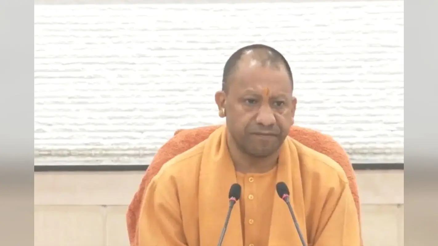‘दलितों का अपमान कांग्रेस का इतिहास’, संसद धक्का-मुक्की मामले में योगी आदित्यनाथ का हमला