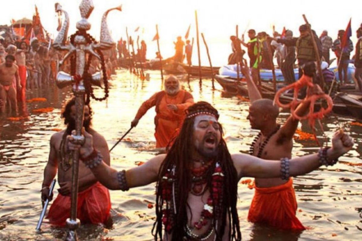 Mahakumbh Amrit Snan 2025: महाकुंभ के दूसरे अमृत स्नान के दिन करें इन मंत्रों का करें जाप