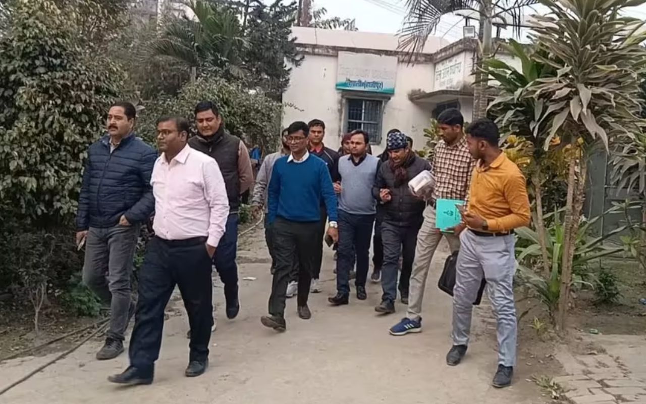 हाजीपुर में वेतन जारी करने के बदले रिश्वत लेते उद्यान विभाग के सहायक निदेशक समेत तीन गिरफ्तार