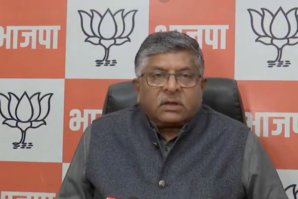 Pooja Singhal Suspension: IAS पूजा सिंघल को निलंबन मुक्त करने पर भड़की बीजेपी, झारखंड की JMM-कांग्रेस सरकार पर निशाना साधा