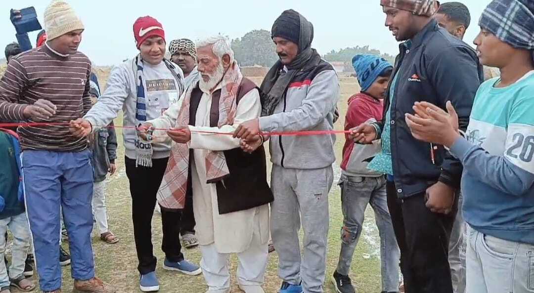 क्रिकेट टूर्नामेंट का विजेता बना बजरंग क्लब शाहपुर