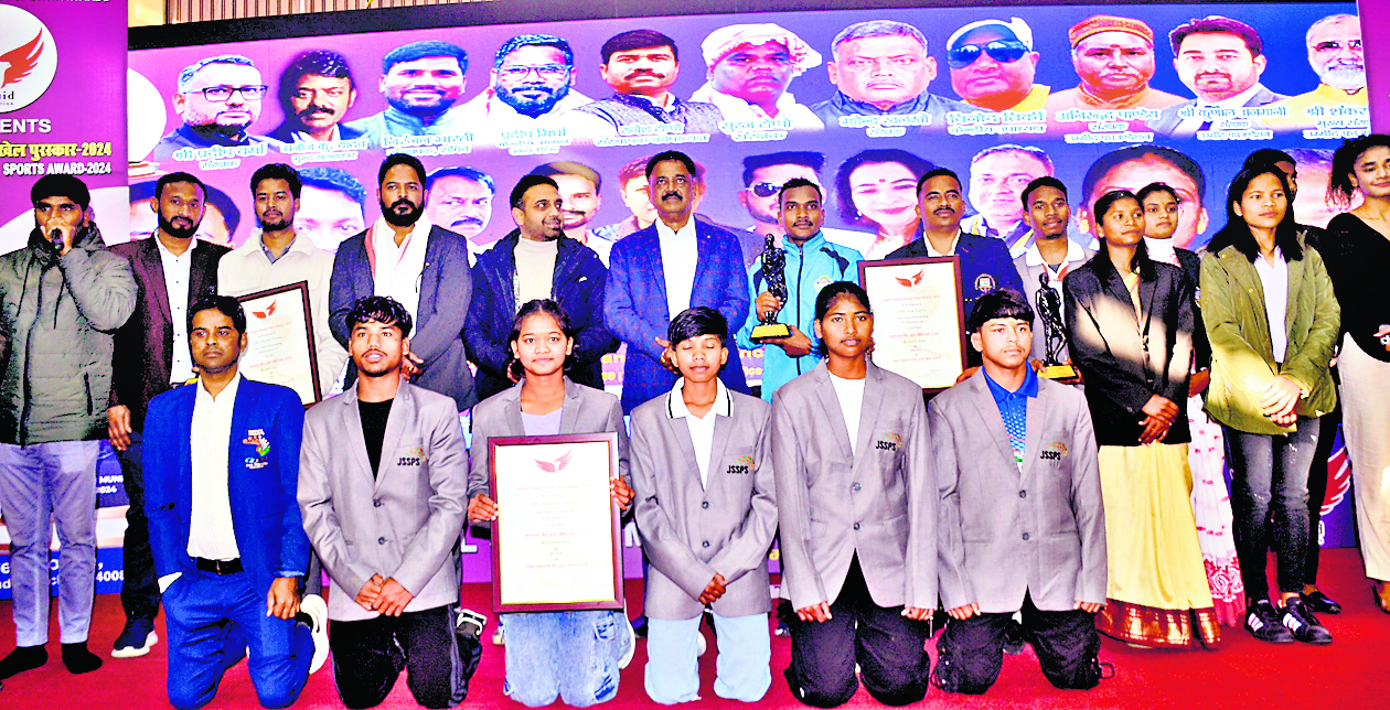 Sports Award: जयपाल सिंह मुंडा खेल पु��स्कार सम्मानित हुए 33 खिलाड़ी