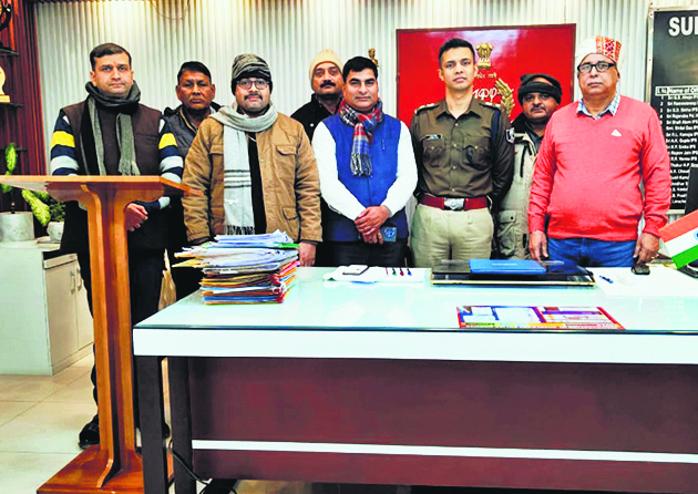 Gopalganj News : सैनिकों की समस्याओं के निदान के लिए खोली जायेगी सैनिक हेल्प डेस्क, घर-परिवार की समस्याओं का समाधान करेगी पुलिस