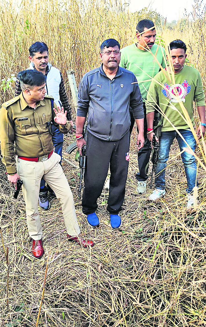Ramgarh Crime News : पुलिस ने मुठभेड़ में पांच जिलों के आतंक आलोक उर्फ राहुल तूरी को मार गिराया