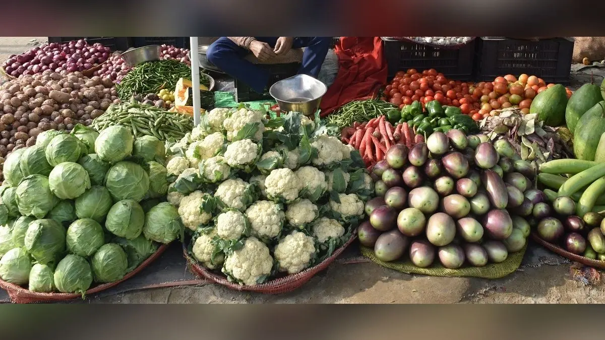 Purnia news : सब्जियों के भाव औंधे मुंह गिरे, गृहणियों को मिली राहत