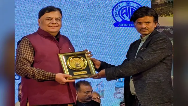 Akashvani Samman: वरिष्ठ पत्रकार-कवि प्रदीप सरदाना को मिला आकाशवाणी सम्मान, गणतन्त्र दिवस पर करेंगे रेडियो पर काव्य पाठ