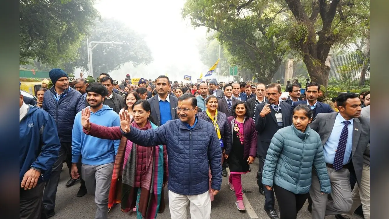 अरविंद केजरीवाल ने नई दिल्ली से किया नामांकन, BJP पर बोल हमला