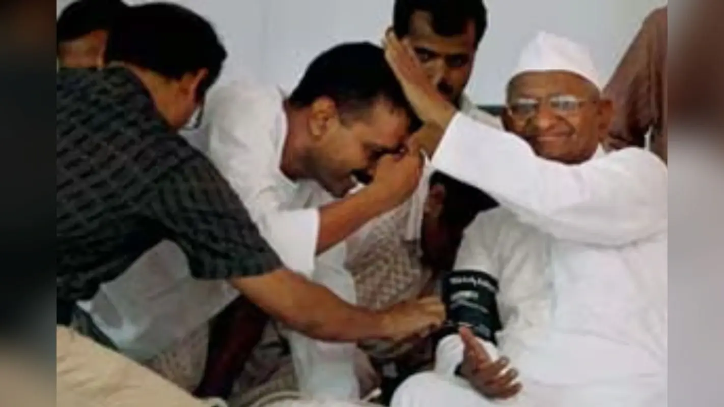 Explainer: निर्भया केस और अन्ना आंदोलन को हथियार बनाकर केजरीवाल ने कांग्रेस का किया शिकार, दिल्ली पर किया कब्जा