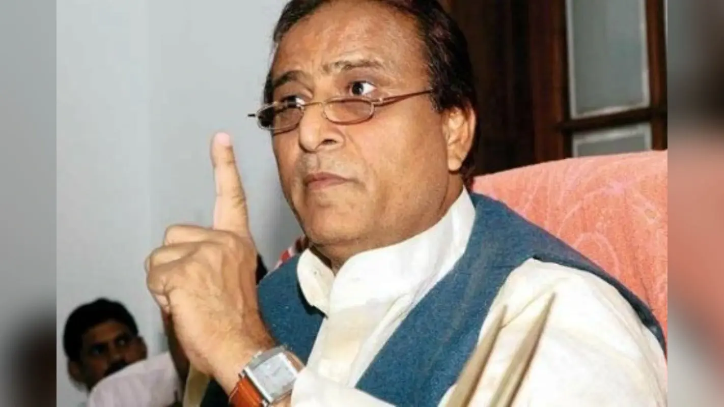 कुंभ मेले में भगदड़ के बाद अखिलेश यादव के करीबी मंत्री आजम खान ने दे दिया था इस्तीफा