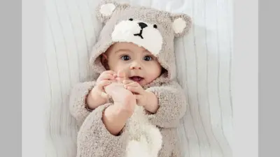 Baby Boy Name Ideas: अकाय, समन्यु, सजग, प्रदीप्त, जलज, स्नेहिल: जानें इन नामों का अर्थ और महत्व