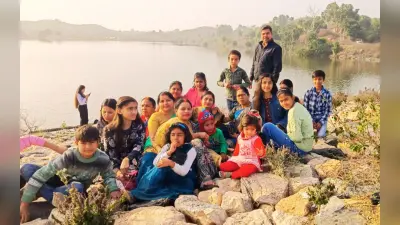 न्यू ईयर के जश्न में डूबा पलामू, पर्यटन स्थल हुए गुलजार, देखें PHOTOS