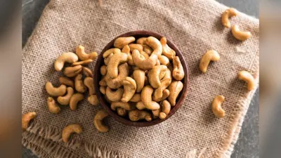 Benefits of Cashew Nut for Sharp Memory: बच्चों की याददाश्त बनाएं तेज, रोजाना खिलाएं 2-3 काजू