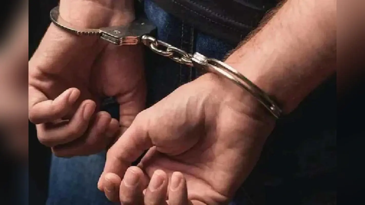 बिहार पुलिस को बड़ी कामयाबी, एक लाख का इनामी अपराधी गिरफ्तार, पुलिस पर भी किया था हमला