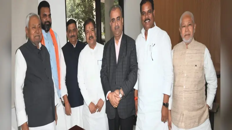 Video: बिहार में खेला नहीं एनडीए का मेला होगा, एनडीए के सभी नेताओं ने एक मंच से भरी हुंकार