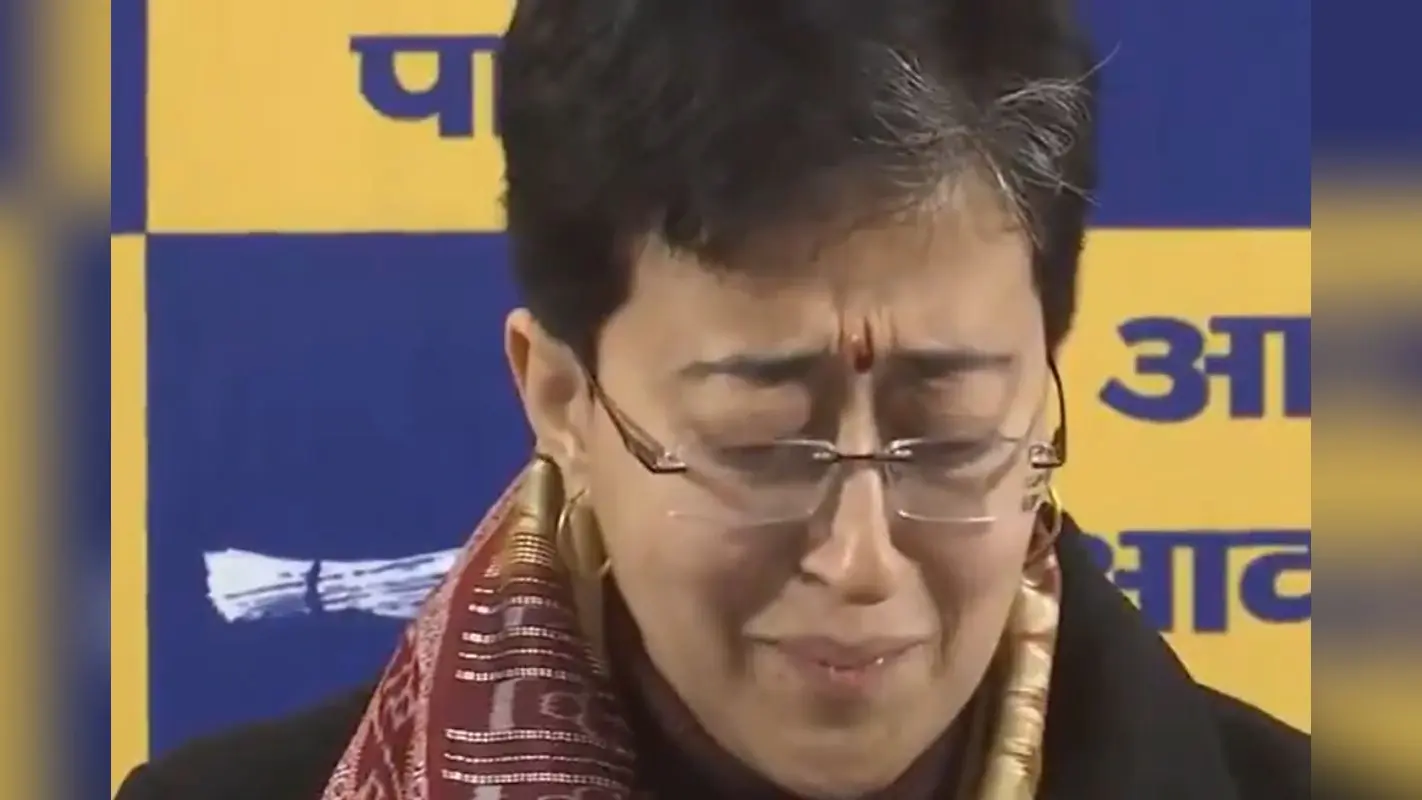 रमेश बिधूड़ी ने ऐसा क्या कह दिया कि फूट-फूटकर रोने लगीं सीएम आतिशी, कहा- मेरे बुजुर्ग पिता को गाली दी